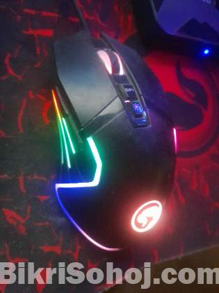 কম্পিউটার পিসি সাথে r জিবি কিবোর্ড মাউস আছে